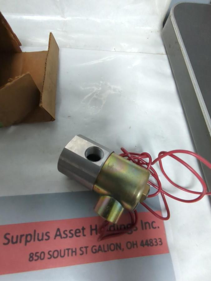 SKINNER,V52LB3012,SOLENOID VALVE 115V 60-CYL NOS