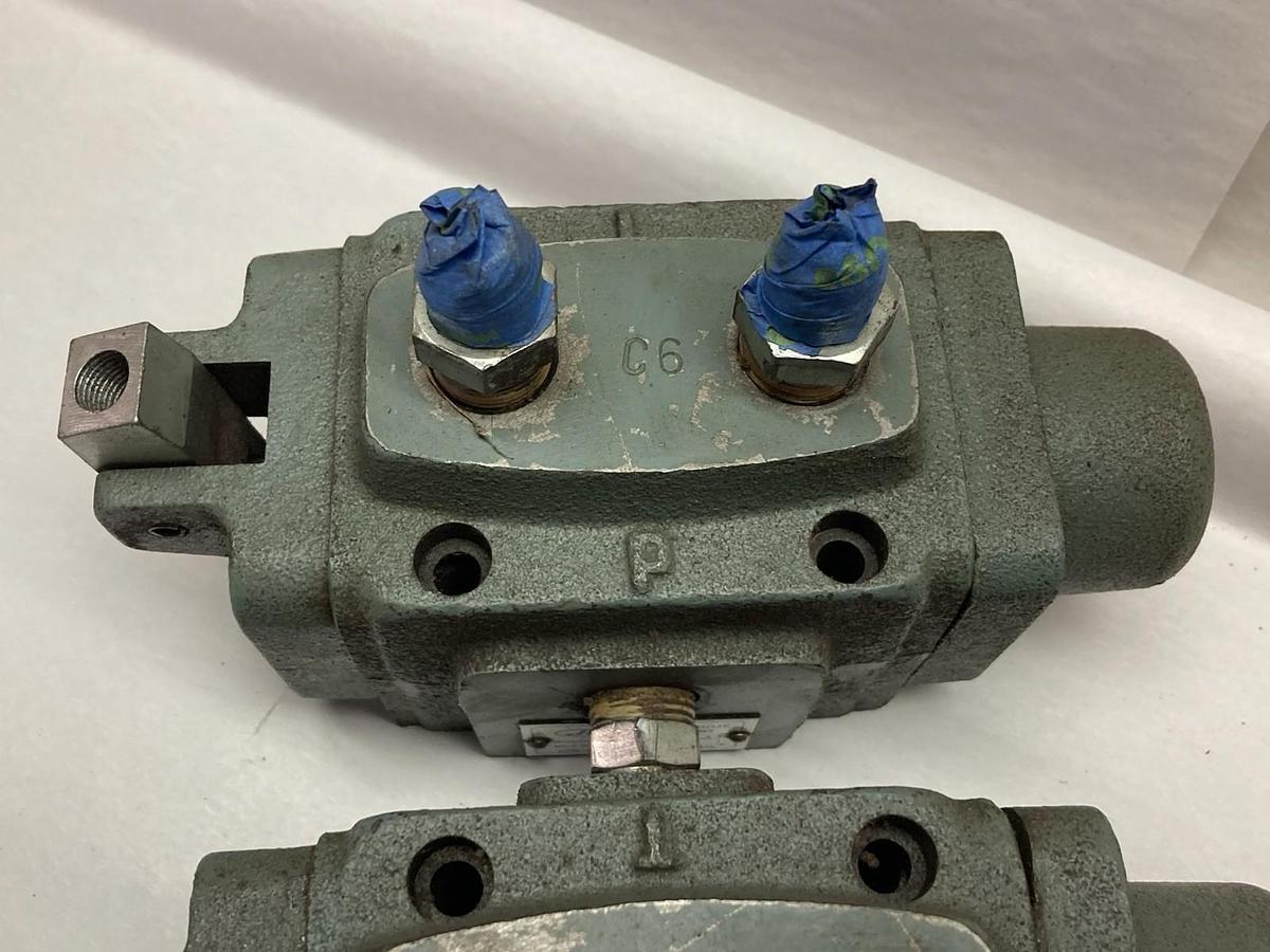 Used Jun Her Shing,Model M-3C6-03,Oil Hydraulic Equipment