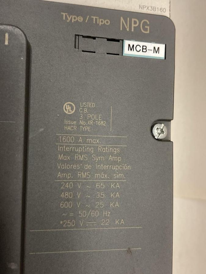 Used Siemens,NPX3B160,Circuit Breaker 1600A 600V Type NPG