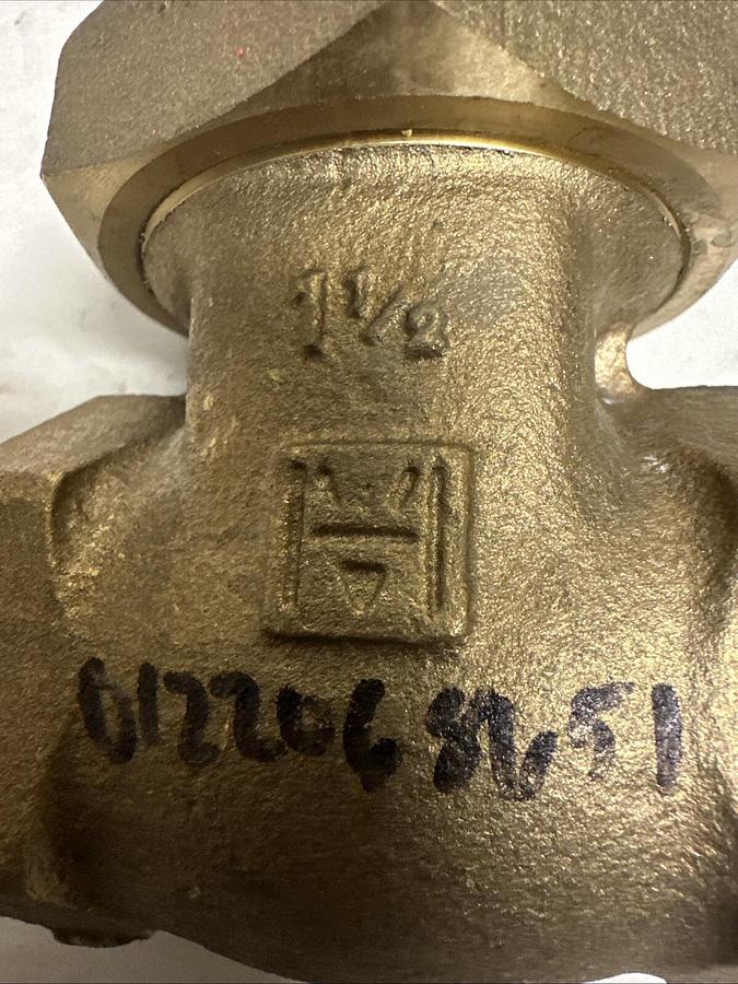 Milwaukee,200SWP 400WOG,1-1/2" Fig. 1174 Brass Gate Valve