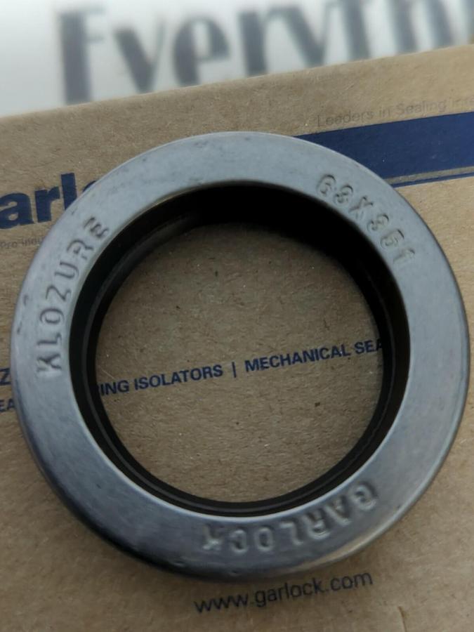 GARLOCK KLOZURE,21158-035,OIL SEAL 25 IN ID 1.625 IN OD LOT OF 3 NOS