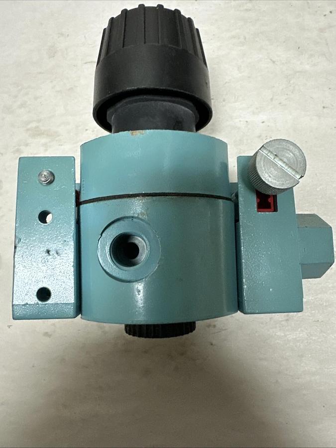 WIlkerson,R16-03-000,Pneumatic Regulator