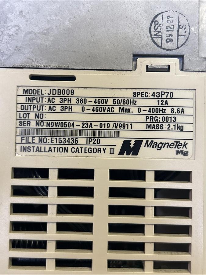 Used MAGNETEK,JDB009,GPD 305 AC DRIVE 12AMP 5HP 460V