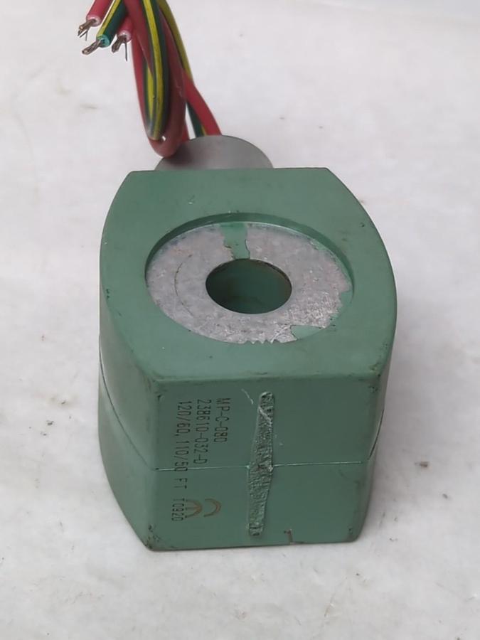Used ASCO,238610-032-D,SOLENOID VALVE 120/60 110/50 FT PRE-OWNED