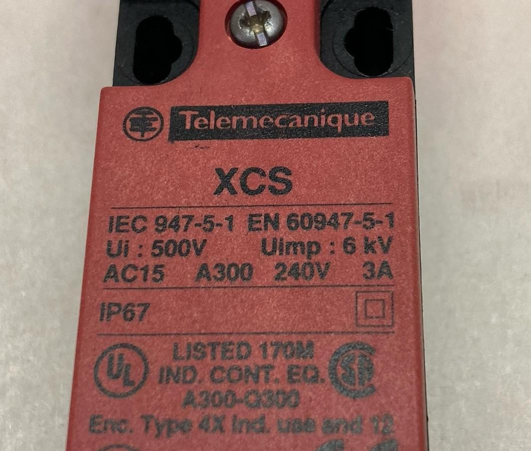 Telemecanique,XCS-PA593,Limit Switch 6kV 3A