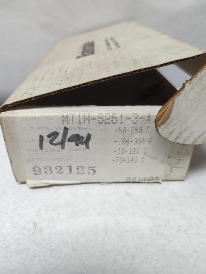 BARKSDALE,MT1H-S251-3-A,TYPE 4 DIRECTIONAL CONTROL VALVE NOS