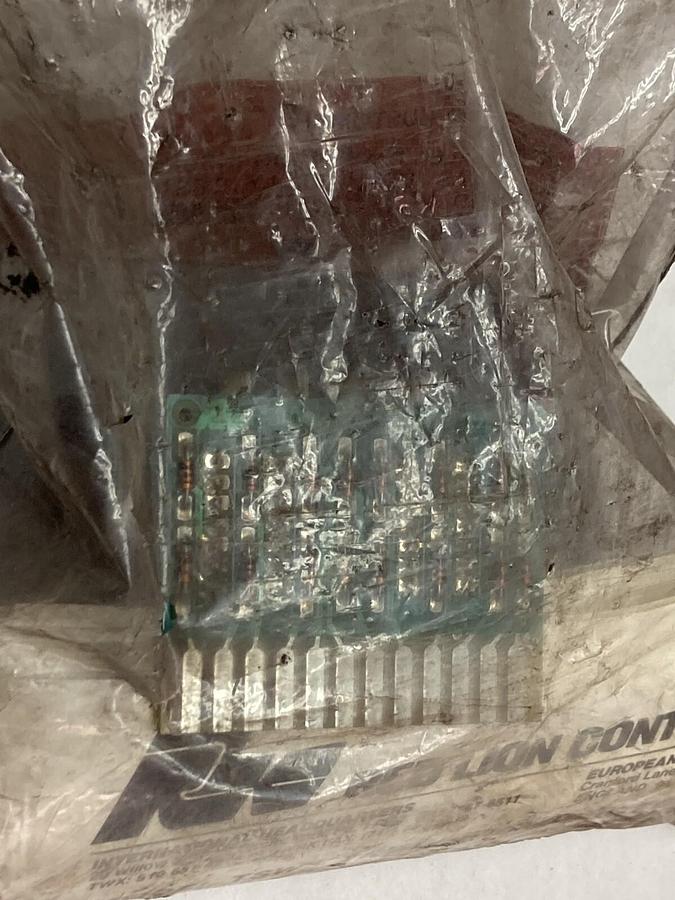 Used Red Lion,TSW0B400,Thumbwheel Switch Assembly