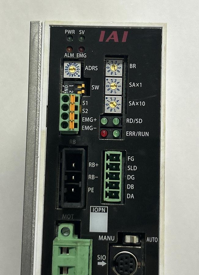 Used IAI CORPORATION,SC0N-C-20A-CC-0-1/RCS2-SA4C-A-20-5-100-T2-S,ACTUATOR CONTROL