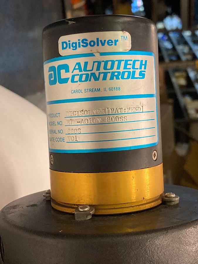 Used Allen Bradley,1326AB-B2E-11,Servo Motor + AVG E7N-A010V-800SS Resolver Decoder