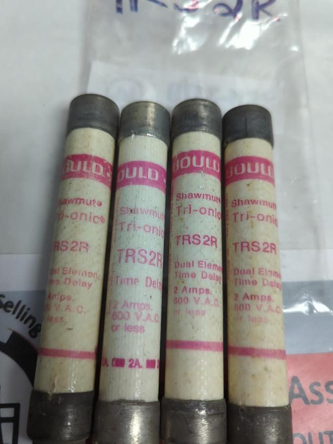 Used GOULD SHAWMUT,TRS-2R,TRI-ONIC 2 AMP FUSE LOT OF 4 PRE-OWNED