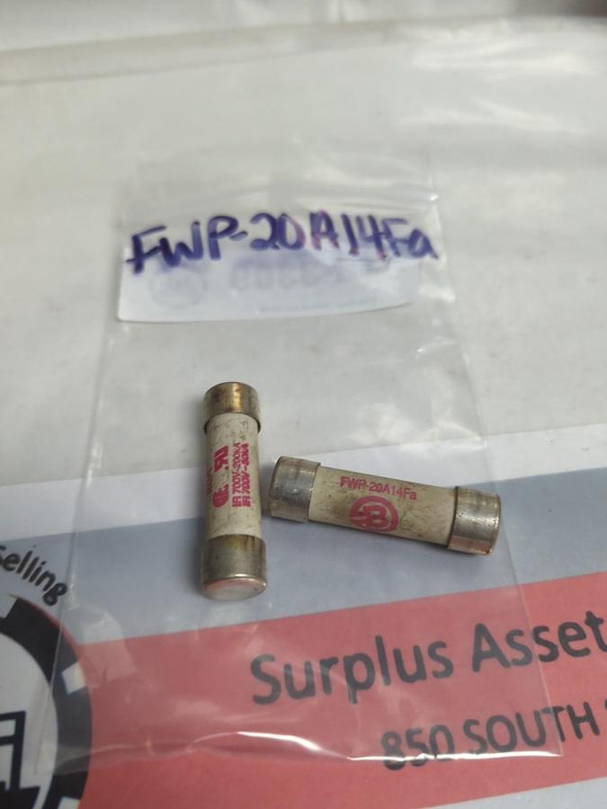 Used COOPER BUSSMANN,FWP-20A14Fa,20 AMP FUSE LOT OF 2 PRE-OWNED