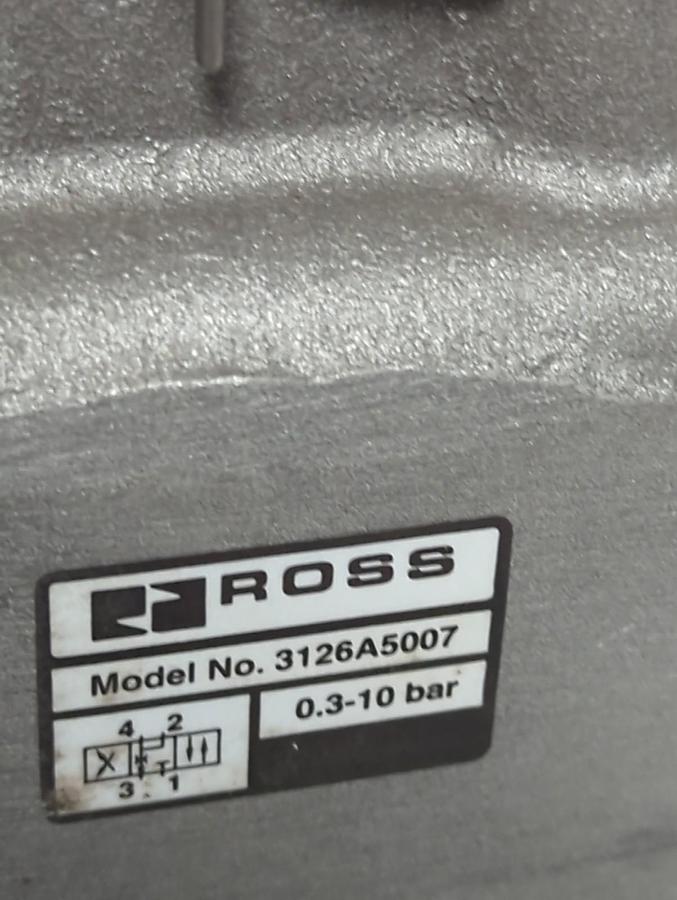 Used ROSS,3126A5007,HORIZONTAL HAND LEVER VALVE 0.3-10 BAR PRE-OWNED