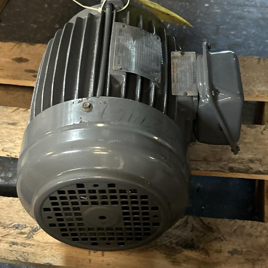 Used TECO WESTINGHOUSE,NP0024,INVERTER DUTY MOTOR 2HP 230/460V 1740RPM 3PH 145T FRAME