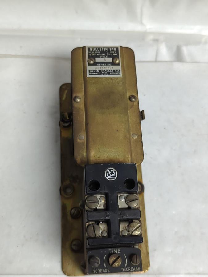 Used ALLEN BRADLEY,849Z0D32A,TIME DELAY RELAY PRE-OWNED