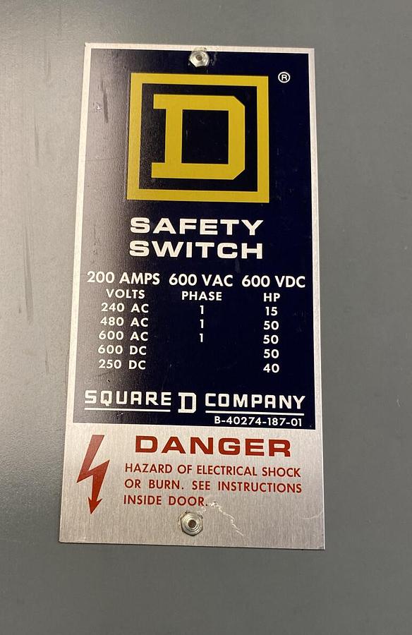 Square D,HU-264-A,Safety Switch 200AMP 600V NOS