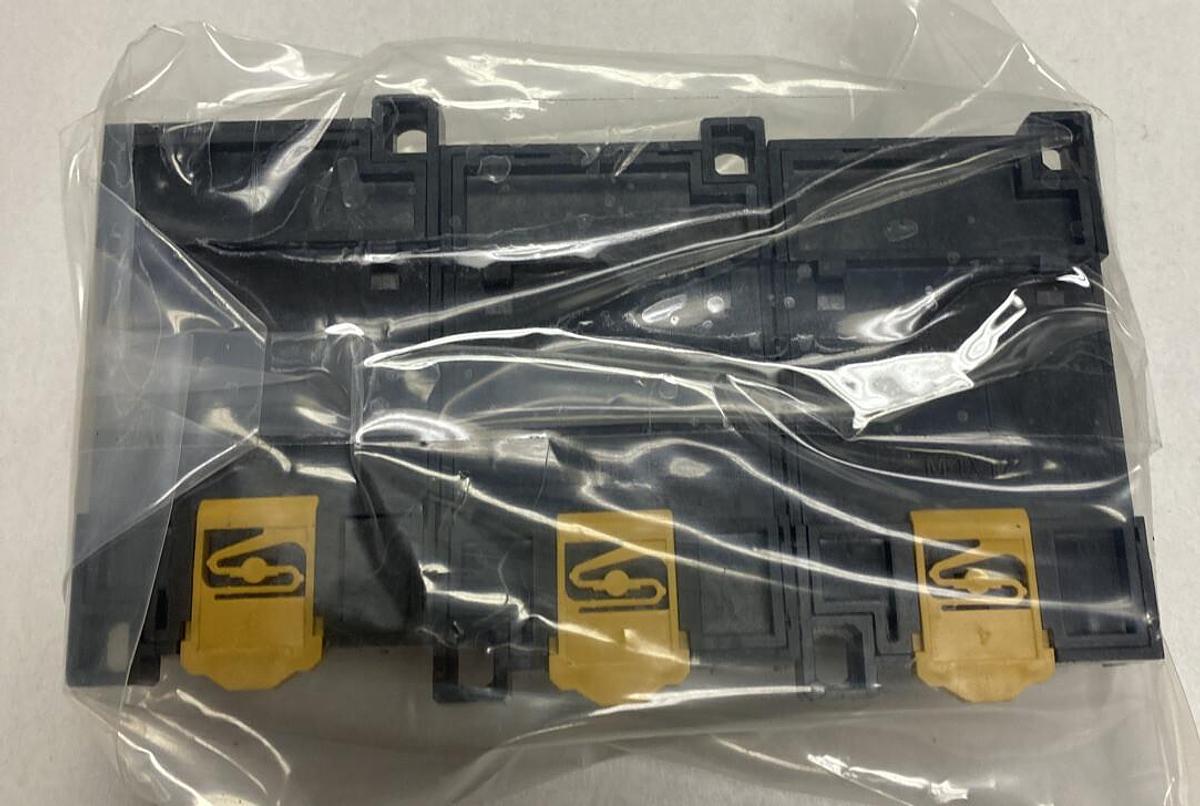 Omron,PTF14A-E,Relay Socket New No Box Lot Of 3