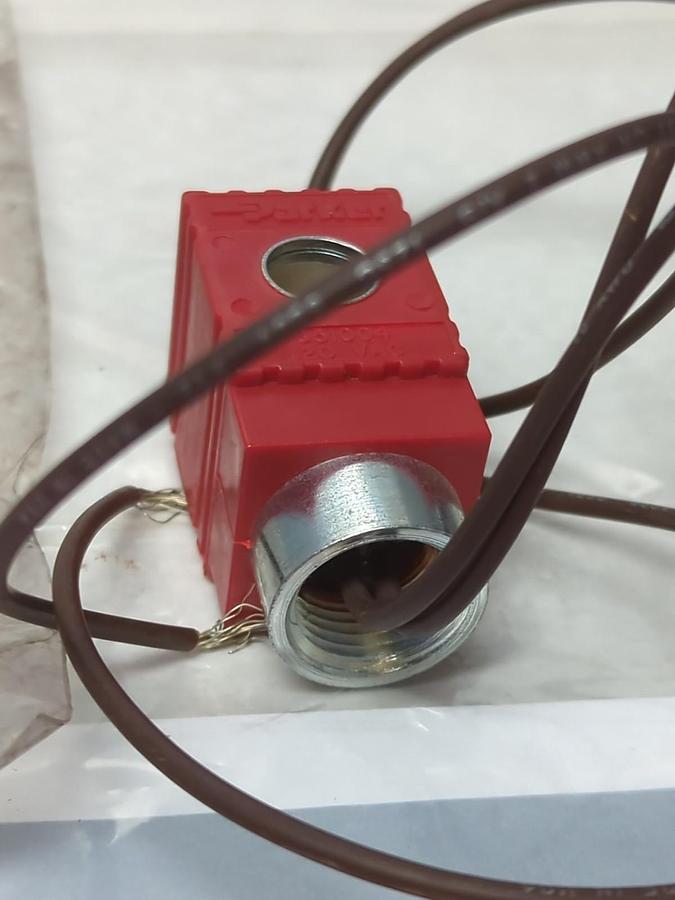 Used PARKER,851004,SOLENOID COIL 120VAC PRE-OWNED