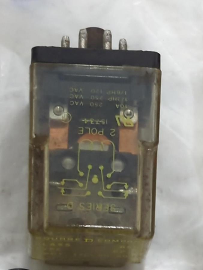 Used SQUARE D,8501-KP12,PLUG IN RELAY 8-PIN 120V LOT OF 6 PRE-OWNED