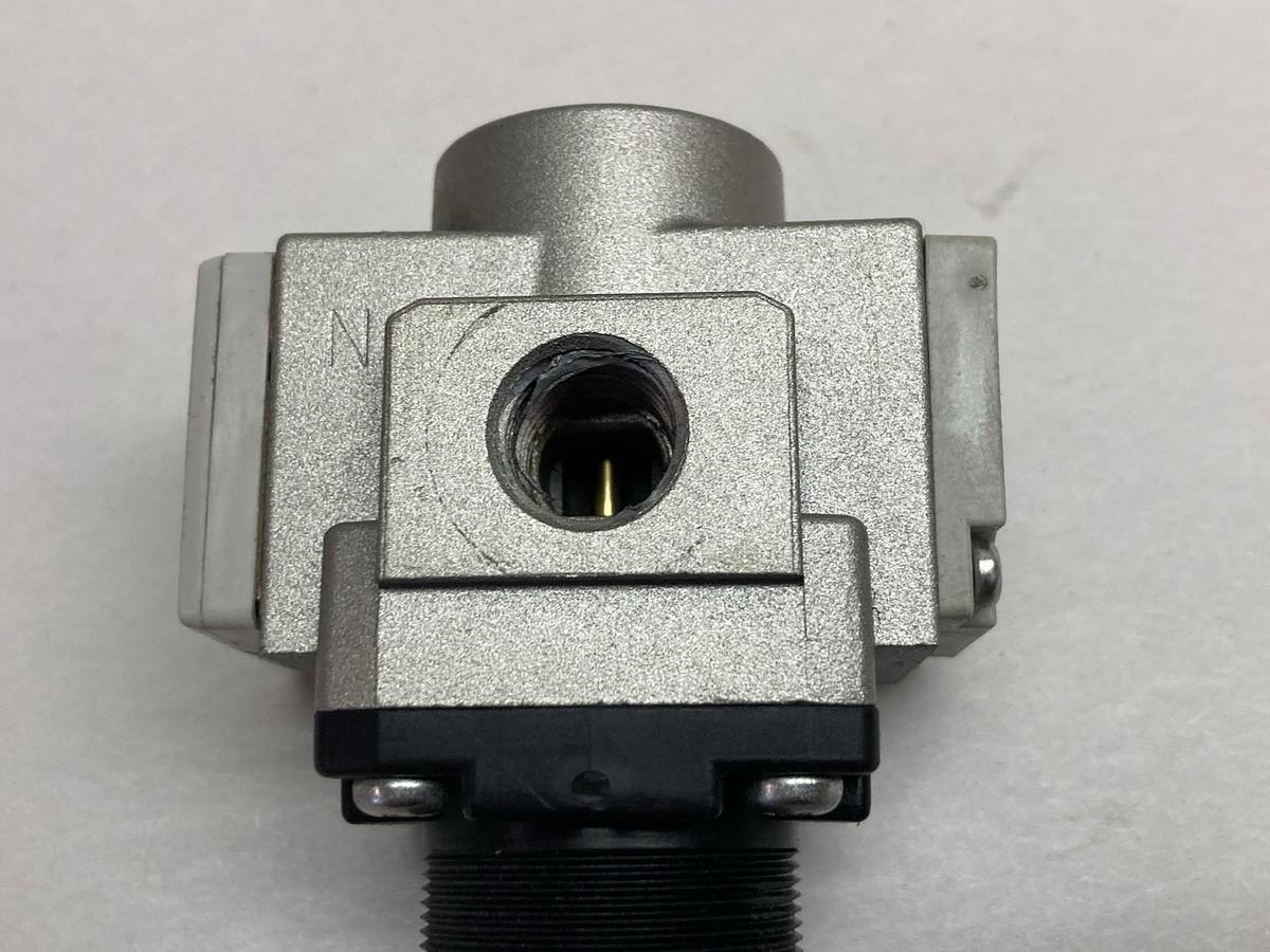 Used SMC,AR20-N02EH-Z,Air Pressure Regulator 7~125PSI