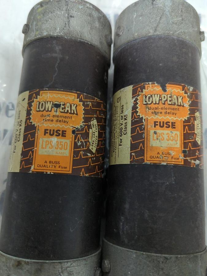 COOPER BUSSMANN,LPS-350,LOW-PEAK 350 AMP FUSES LOT OF 2 NOS
