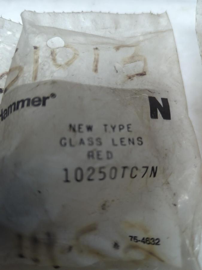 CUTLER-HAMMER,10250TC7N,NEW TYPE GLASS LENS RED LOT OF 2 NOS