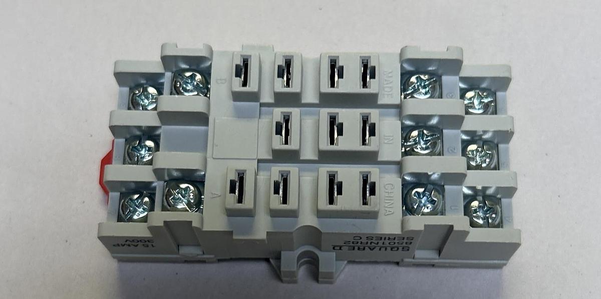 Used SQUARE D,8501NR82,RELAY SOCKET NEW
