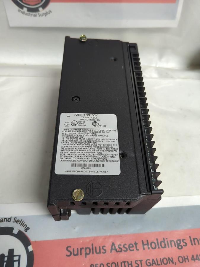 Used GE FANUC,IC660BBS102,GENIUS ISOLATED IN/OUT MODULE 115V 50/60HZ 125VDC
