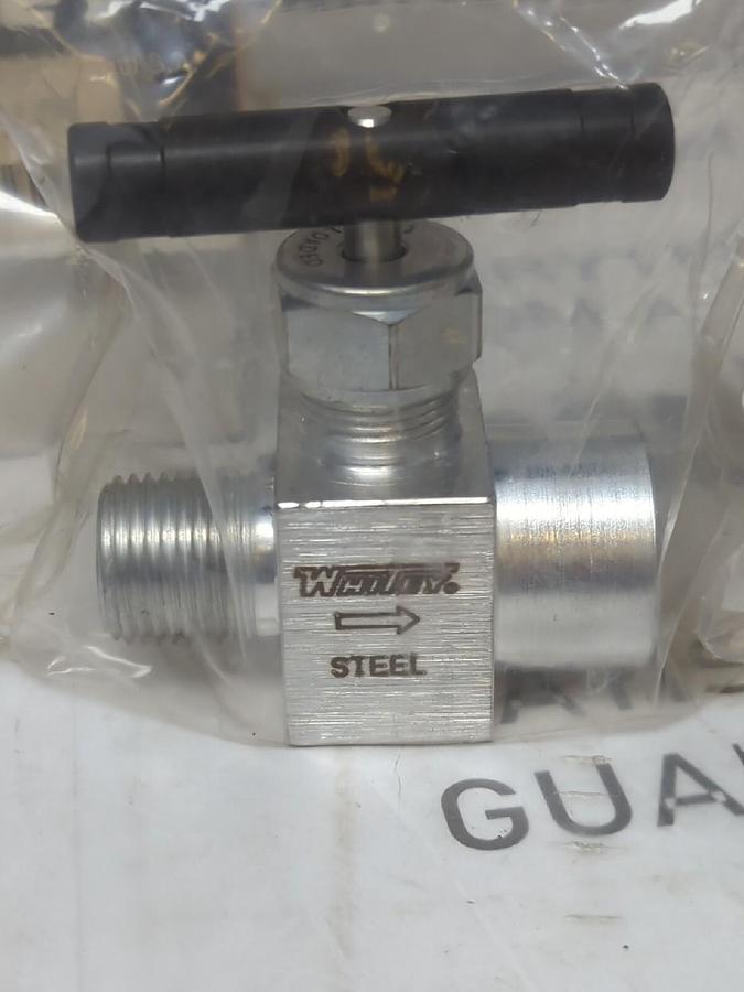 WHITEY,S-26VM8-F8,NEEDLE CONTROL VALVE (2-PC. BOX) 6000 PSI NEW