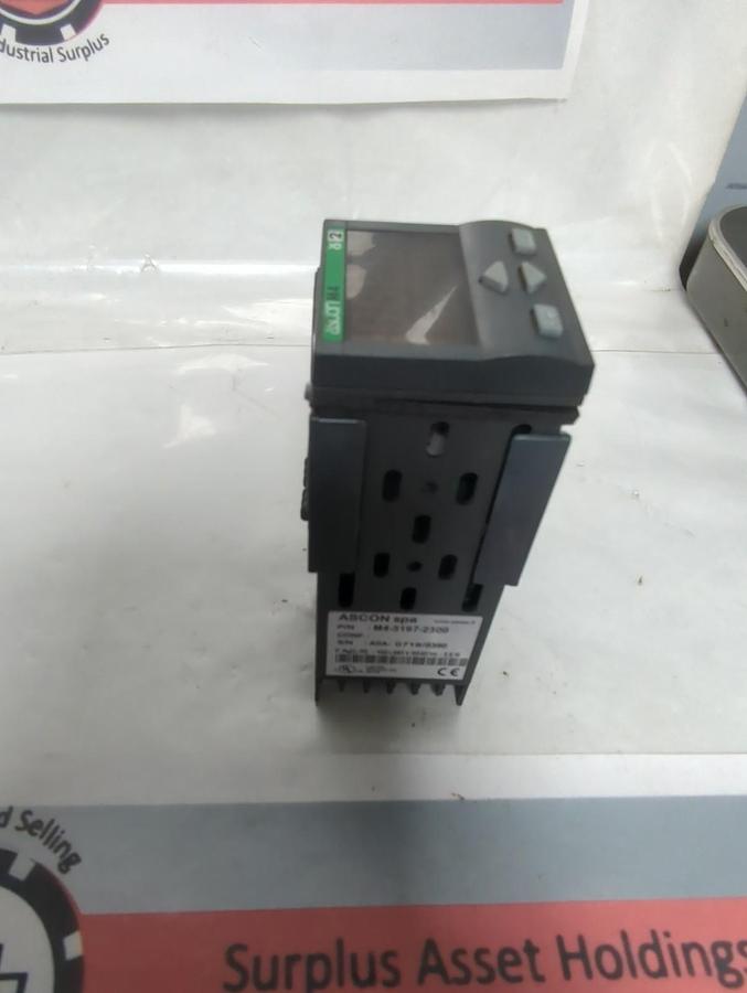 Used ASCON,M4-3197-2300,TEMPERATURE CONTROLLER PRE-OWNED