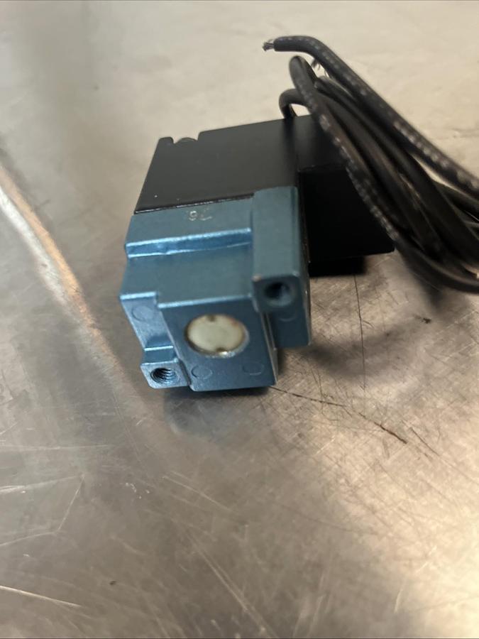 LINCOLN,350241,SOLENOID VALVE 110/120V