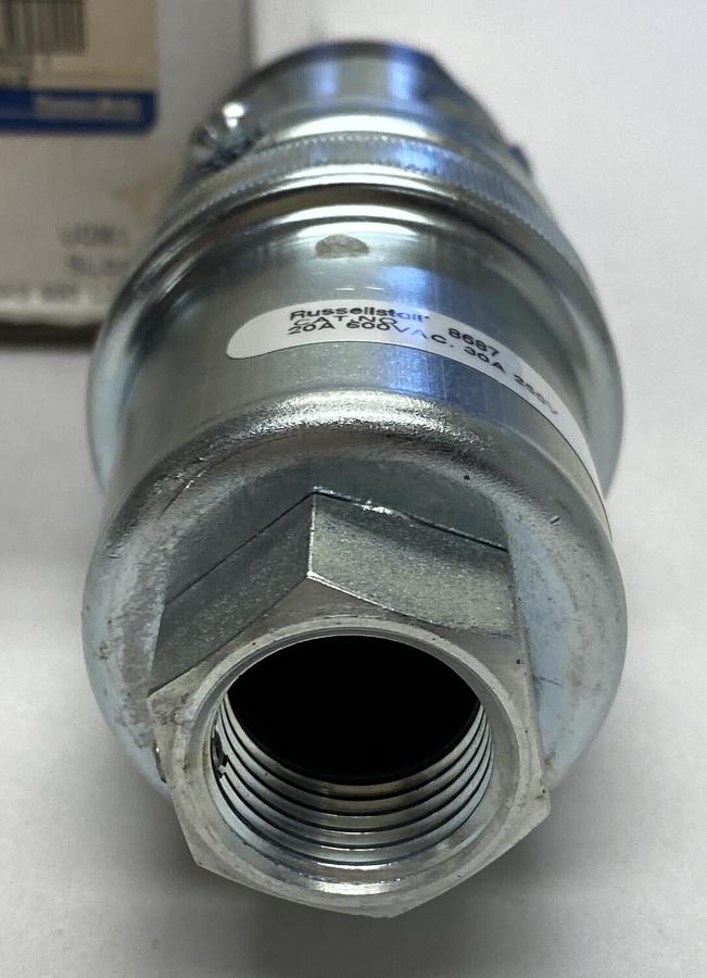 Used THOMAS & BETTS,8687,CONNECTOR NEW