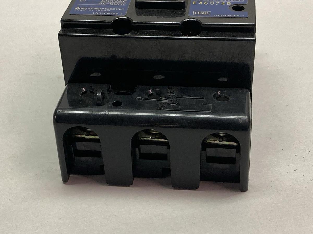 Mitsubishi,NF30-CS,3-Pole Circuit Breaker 15A 50/60Hz 500Vac