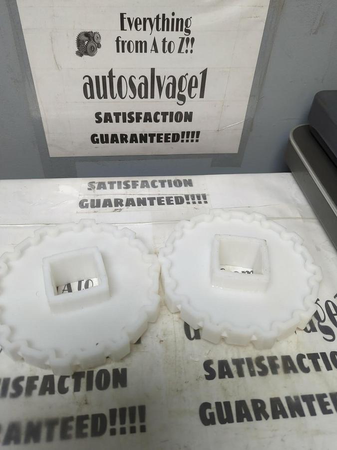 FORGO SIEGLING,LS50-10,10 TOOTH 1-1/2" BORE 6" DIA SPROCKET LOT OF 2 NOS