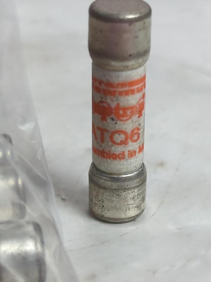 Used FERRAZ SHAWMUT,ATQ6,AMP-TRAP 6 AMP FUSE LOT OF 24 PRE-OWNED