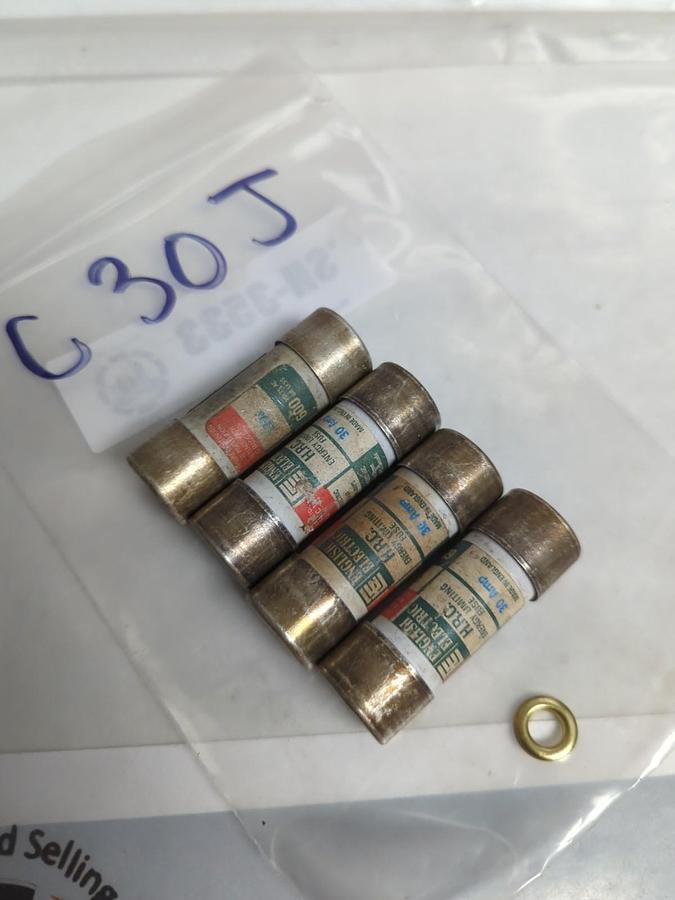Used ENGLISH ELECTRIC,C30J,ENERGY LIMITING 30 AMP FUSE LOT OF 4 PRE-OWNED