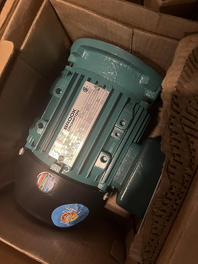 BROCK CROMPTON,FA8N.50-2C,ELECTRIC MOTOR 1/2HP 820RPM 230/460V 3PH GD56C