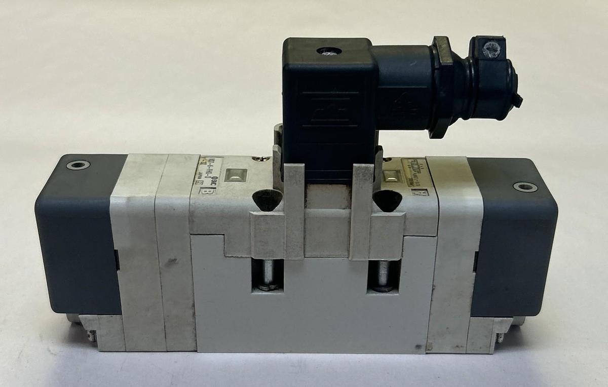 Used SMC,VQ7-6-FHG-D,DOUBLE SOLENOID VALVE
