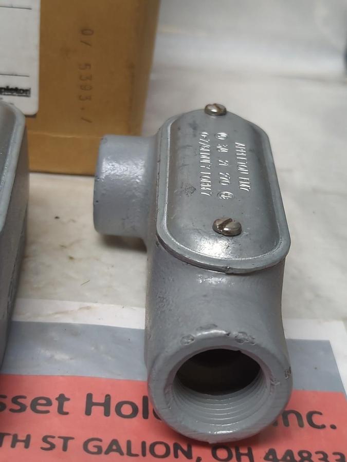 APPLETON,L27,GRAYLOY FM7 CONDUIT BODY 3/4 INCH BOX OF 3 NOS
