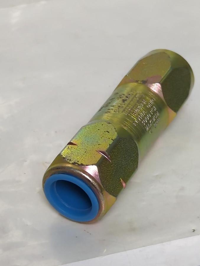 PARKER,05A-20,STEAL THREADED CHECK VALVE 3/4 INCH NOS