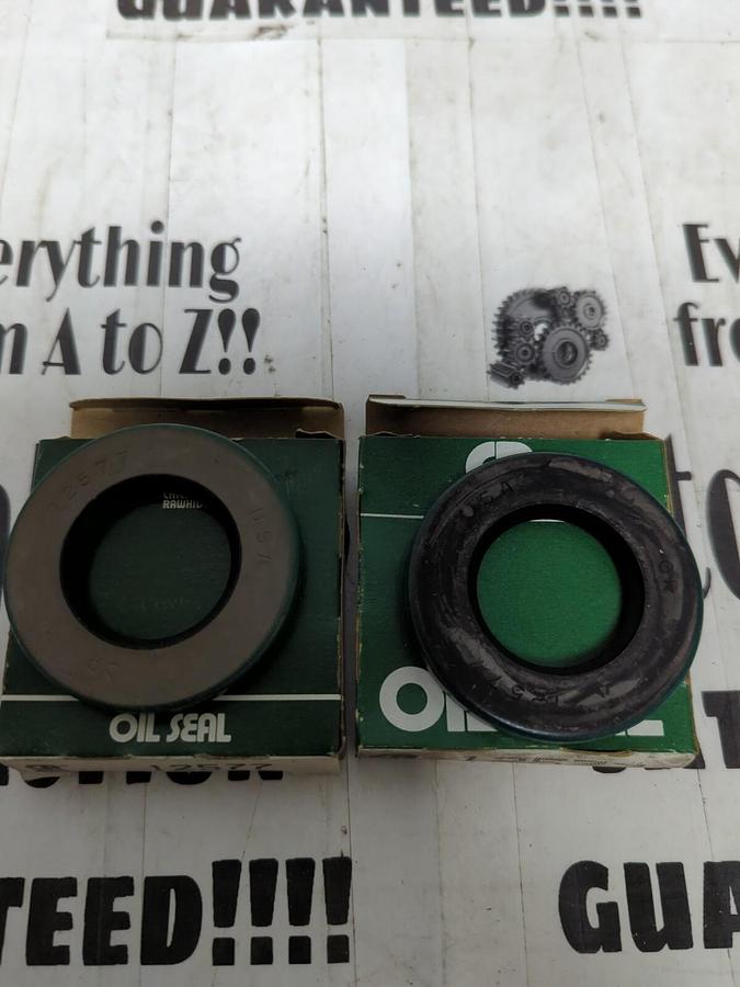 CHICAGO RAWHIDE,12577,OIL SEALS LOT OF 2 NOS