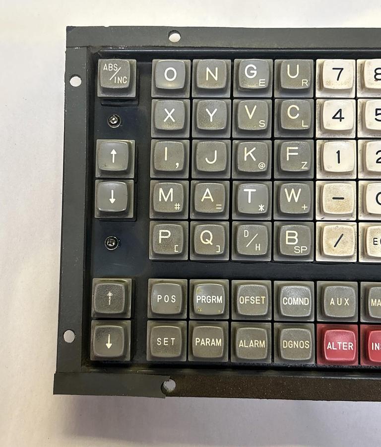 Used FANUC,A20B-1000-0134-01,CONTROL KEYPAD