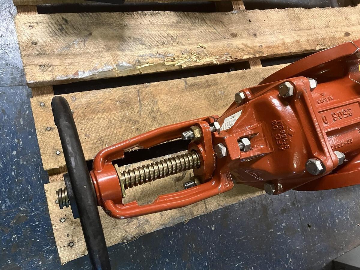 Used American Flow Control AFC,2506, Series 2500 8" Resilient Wedge Gate Valve