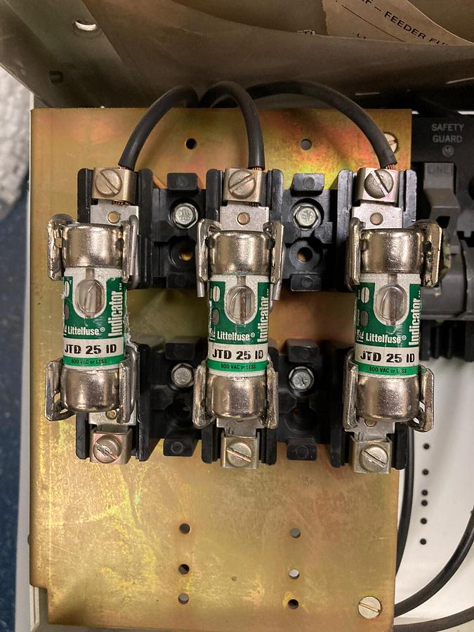 Used Allen-Bradley,2100 2192F,30 Amp 12 INCH Fused MCC Disconnect Feeder Bucket