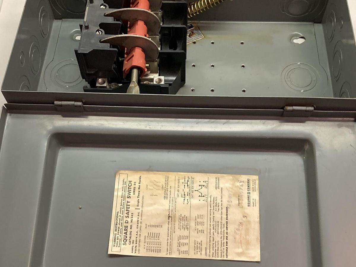Used Square D,HU363,Heavy Duty Safety Switch Series D3 100A 600Vac