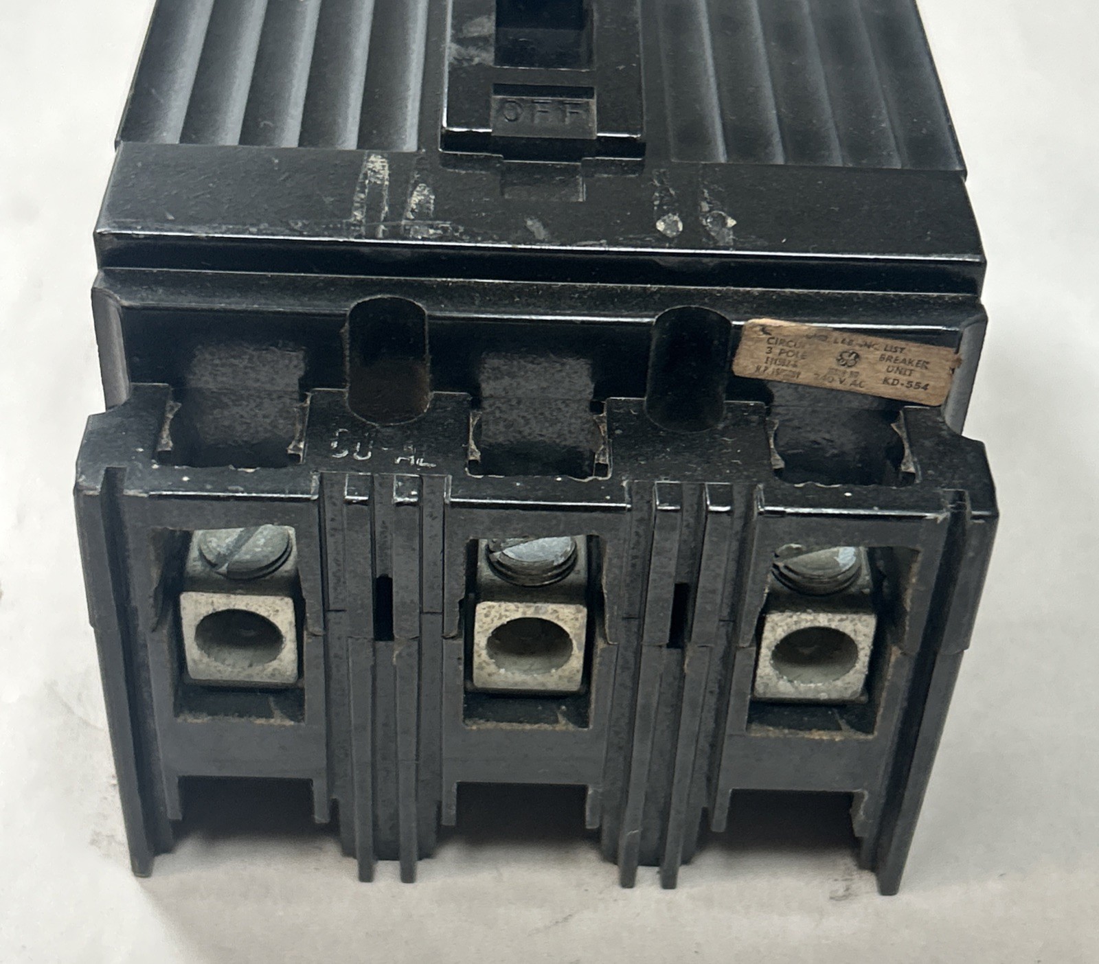 Used GENERAL ELECTRIC,TE132070,CIRCUIT BREAKER 70A 240V 3P