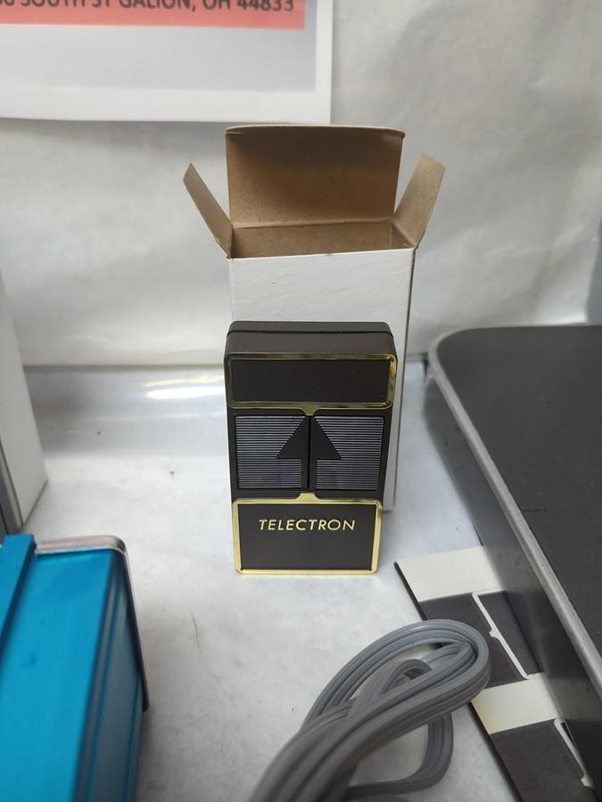 TELETRON,T204AD,RADIO TRANSMITTER RECEIVER OPEN/CLOSE NOS