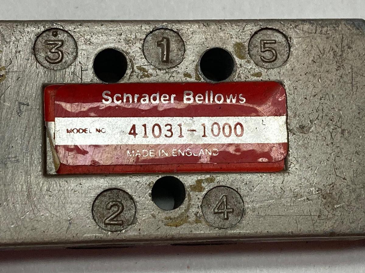 Used Schrader Bellows,41031-1000,Air Valve