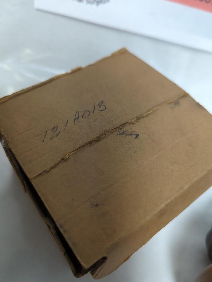 US GAUGE,131A137U01,GAS PRESSURE GAUGE NOS