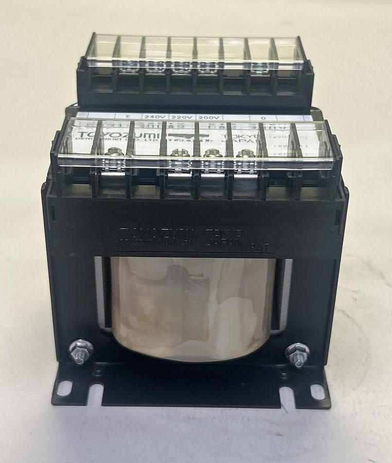 Used TOYOZUMI,SD21-300A2,TRANSFORMER 300VA