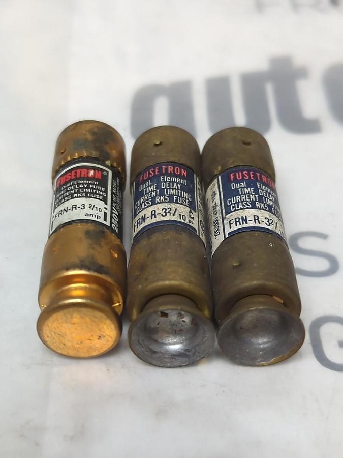 COOPER BUSSMANN,FRN-R-3-2/10,FUSETRON 3-2/10 AMP FUSE LOT OF 3 NOS